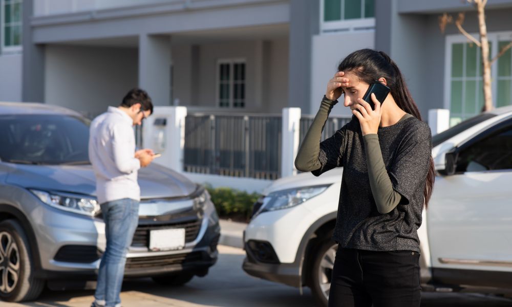 Ai fost lovit de o masina fara asigurare RCA valabila sau soferul vinovat a fugit de la locul accidentului? Afla cine te despagubeste!